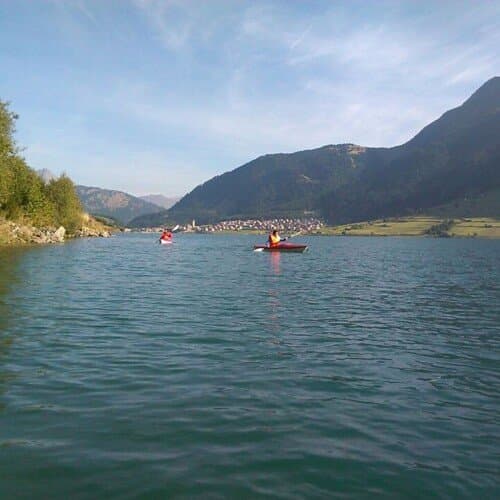 Stand-Up Paddling am Reschensee